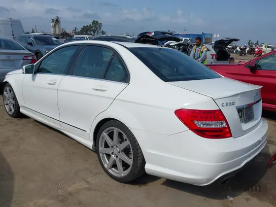2014 Mercedes-Benz C 250 Sport