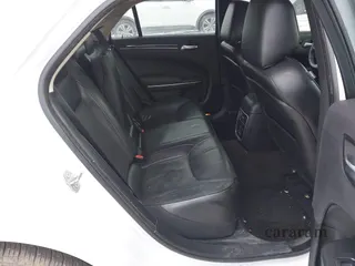 2017 Chrysler 300 C