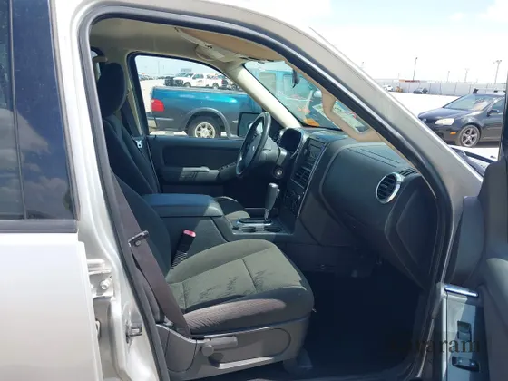 2010 Ford Explorer XLT
