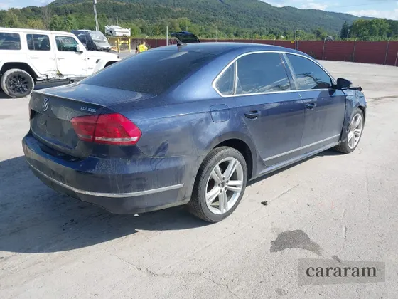 2012 Volkswagen Passat SEL Premium