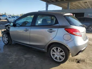2014 Mazda 2 Sport
