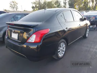 2018 Nissan Versa SV
