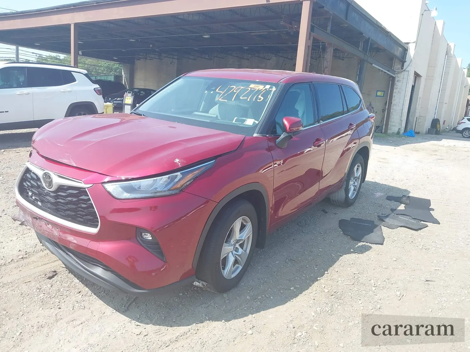 2020 Toyota Highlander LE