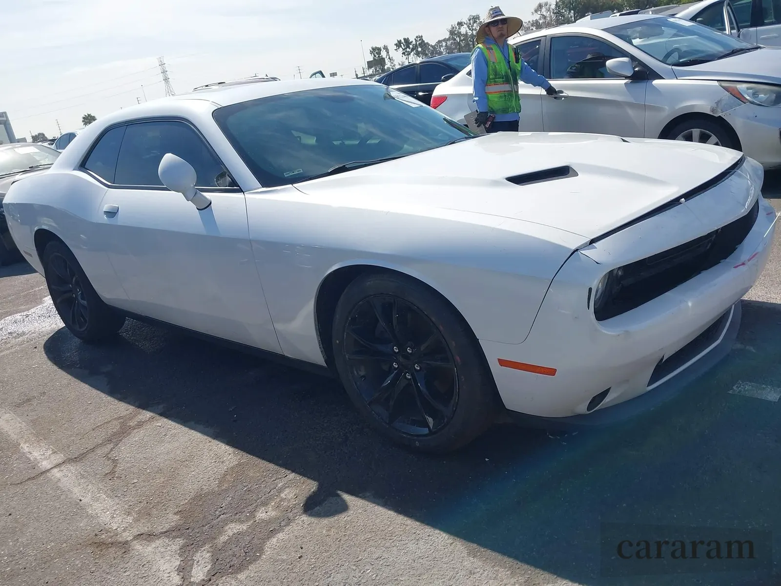 2016 Dodge Challenger SXT Plus