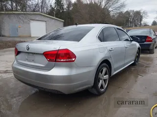 2012 Volkswagen Passat SE