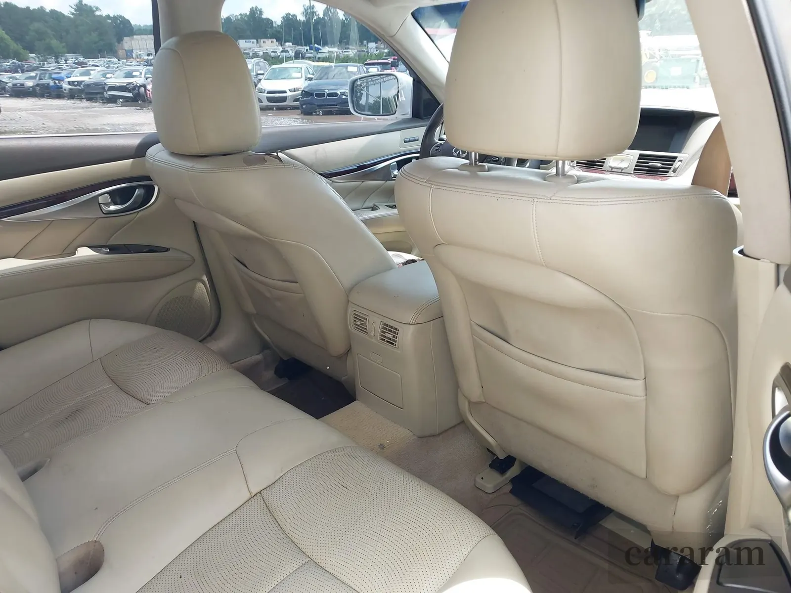 2011 Infiniti M
