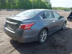 2015 Nissan Altima SV