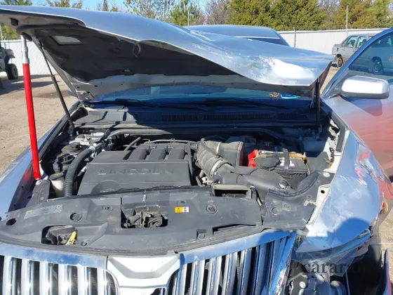 2012 Lincoln MKS