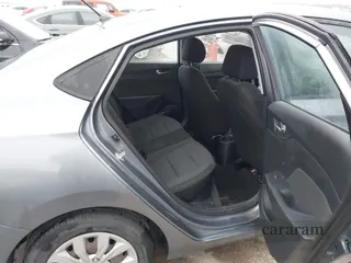 2020 Hyundai Accent SE