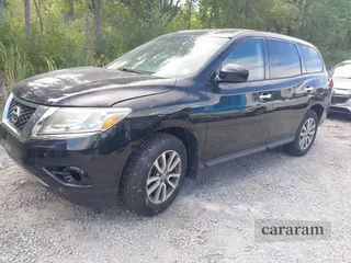 2014 Nissan Pathfinder SV