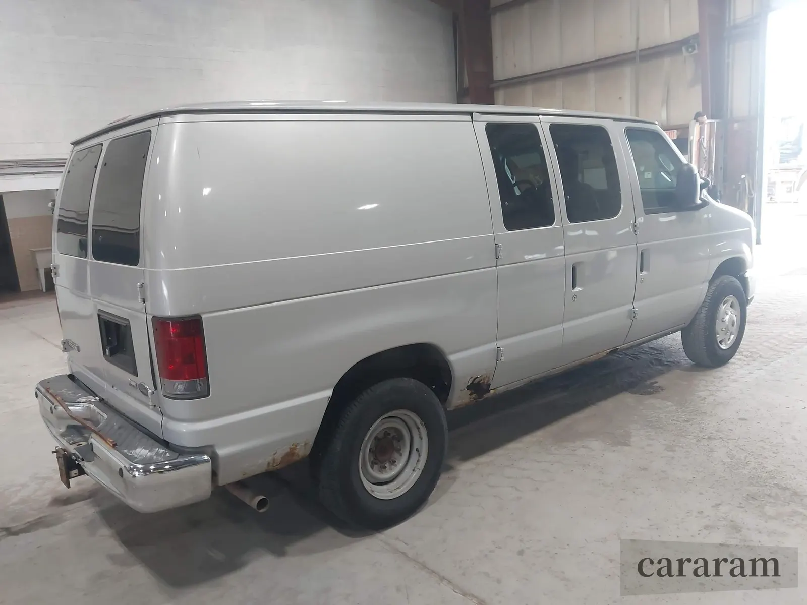 2010 Ford Econoline Cargo Commercial