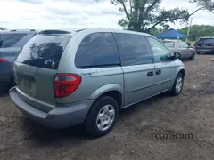 2003 Dodge Caravan SE