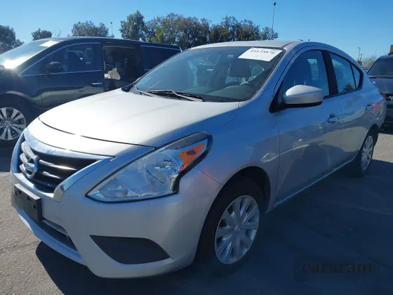 2018 Nissan Versa SV