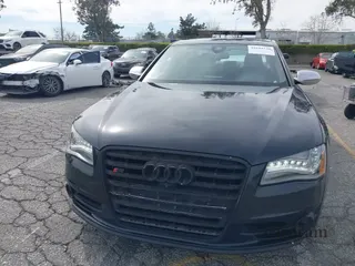 2013 Audi S8