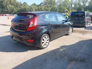2012 Hyundai Accent SE