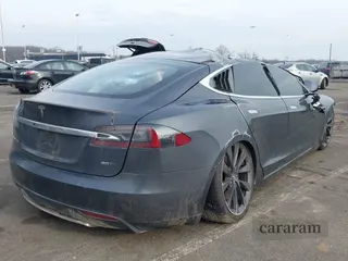 2015 Tesla Model S 85D