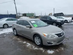 2015 Nissan Altima SV