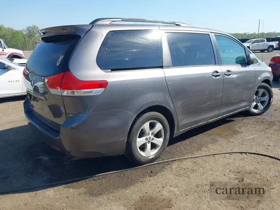 2012 Toyota Sienna LE