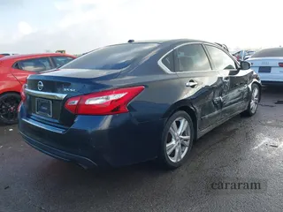 2017 Nissan Altima SR