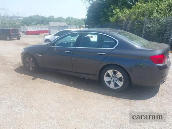 2012 BMW 5 Series 528i