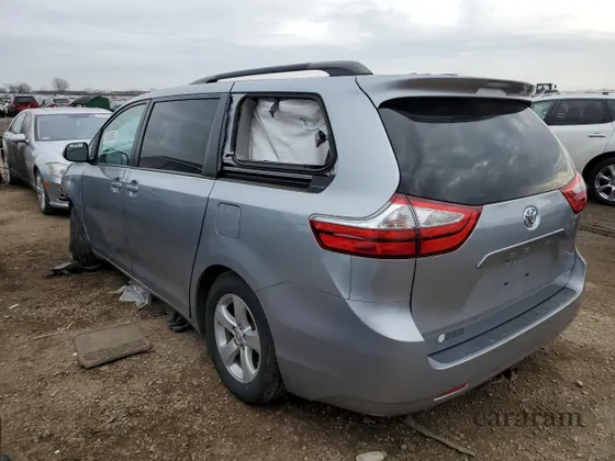 2015 Toyota Sienna LE AAS