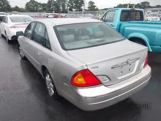 2000 Toyota Avalon XL