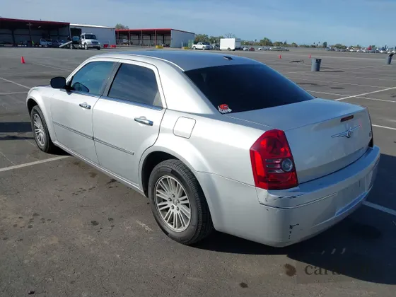2010 Chrysler 300 Touring