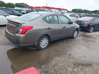 2015 Nissan Versa S Plus