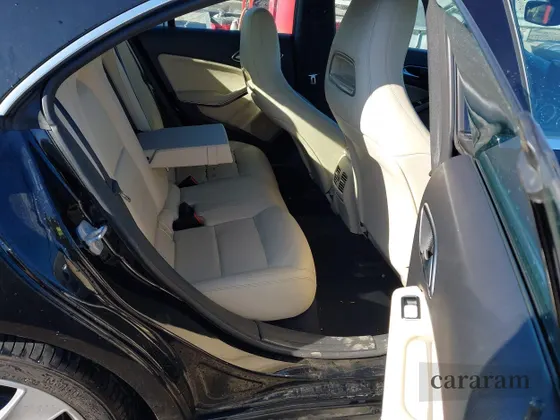 2015 Mercedes-Benz CLA 250