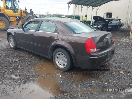 2005 Chrysler 300 Touring