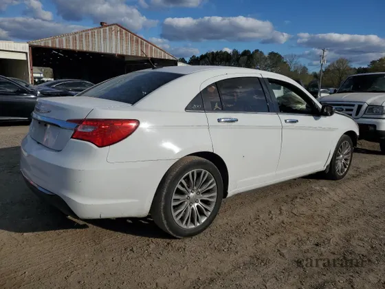 2012 Chrysler 200 Limited