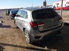 2021 Mitsubishi Outlander ES