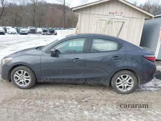 2017 Toyota Yaris