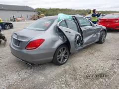 2015 Mercedes-Benz C 300