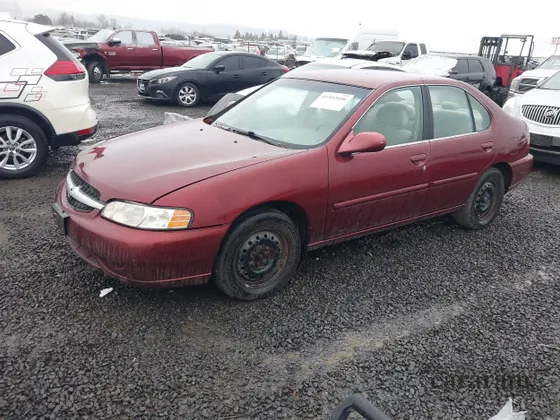 2000 Nissan Altima XE