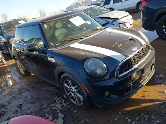 2011 MINI Hardtop S