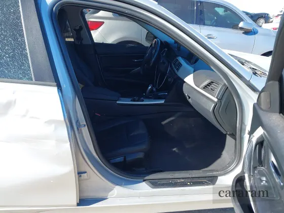 2016 BMW 3 Series 320i