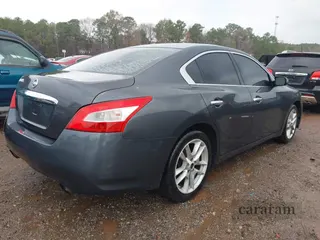 2010 Nissan Maxima S