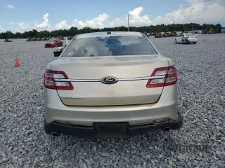 2018 Ford Taurus SE