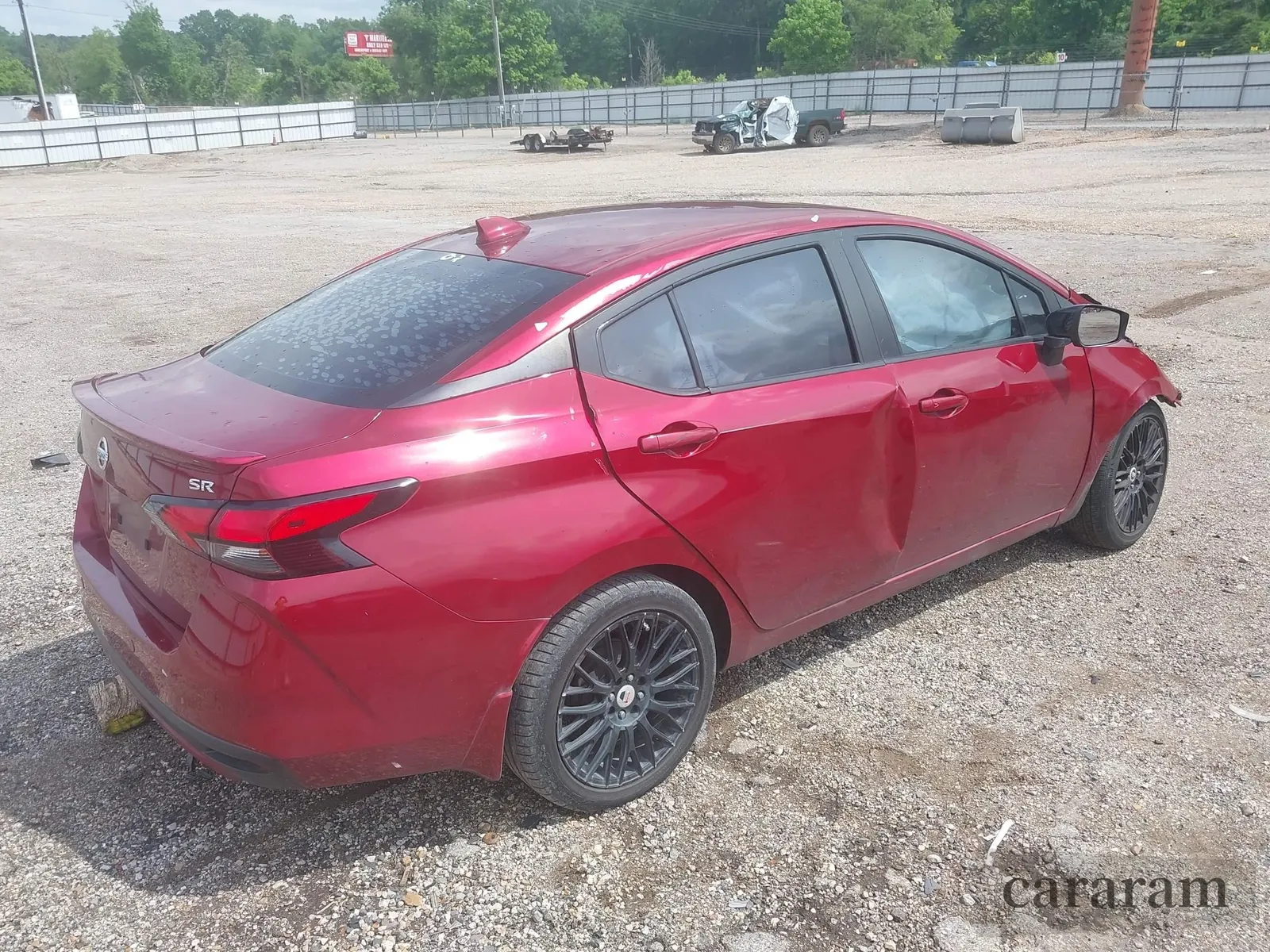 2020 Nissan Versa SR