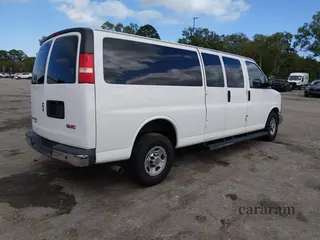 2016 GMC Savana
