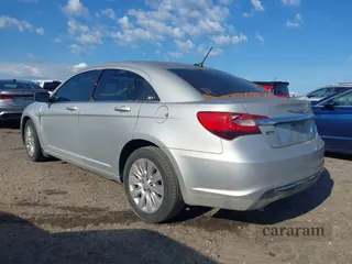 2012 Chrysler 200 LX