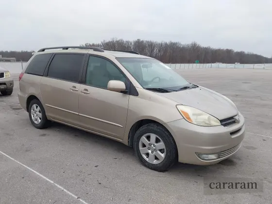 2004 Toyota Sienna XLE Limited