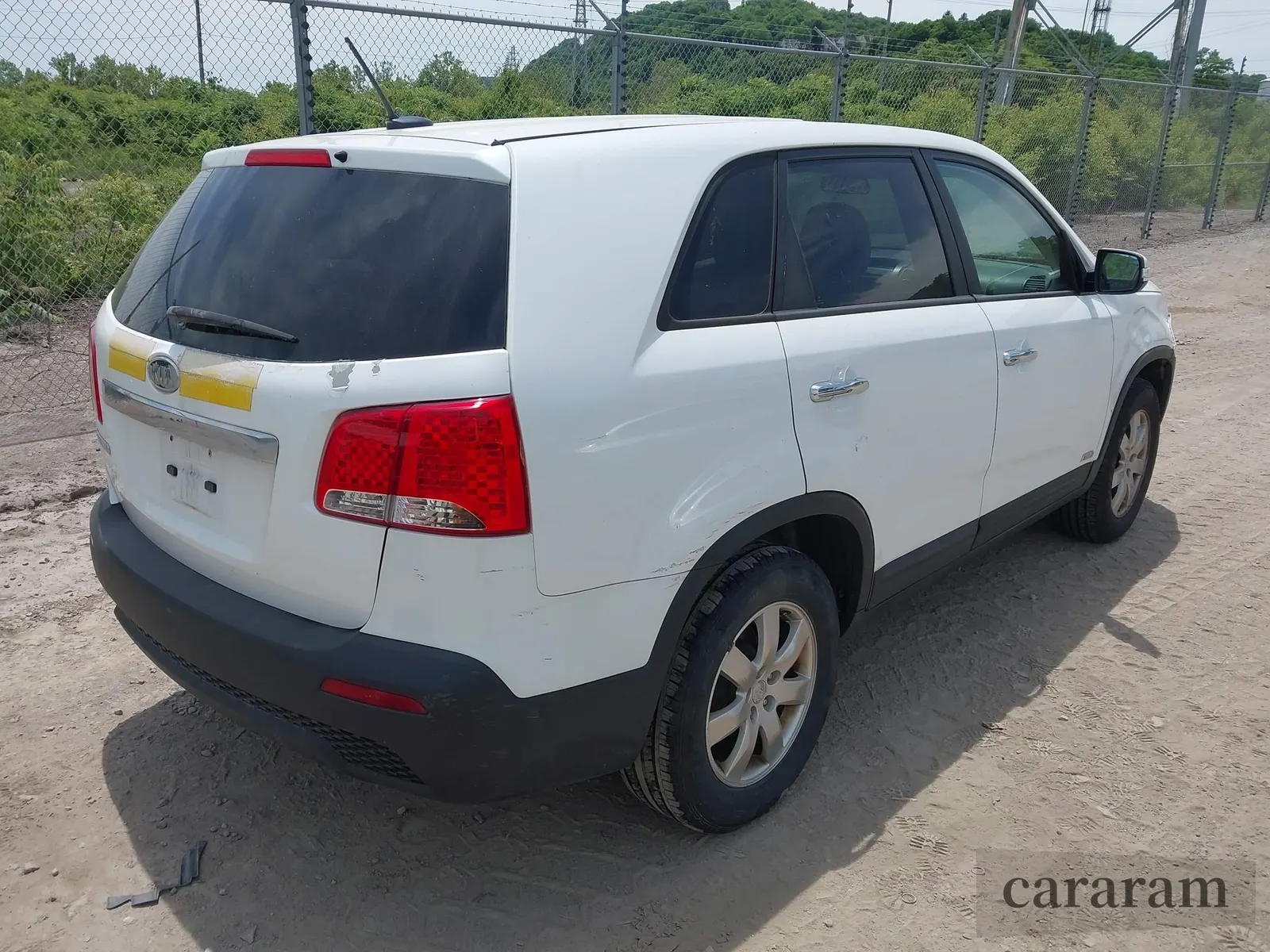 2011 Kia Sorento LX