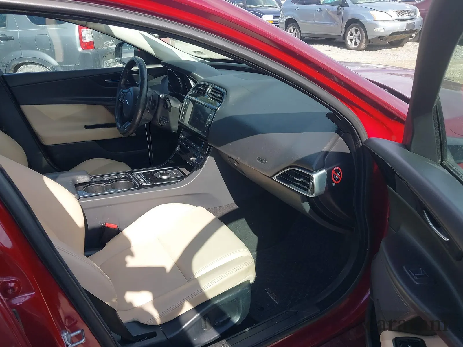2017 Jaguar XE 25t