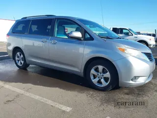 2013 Toyota Sienna LE