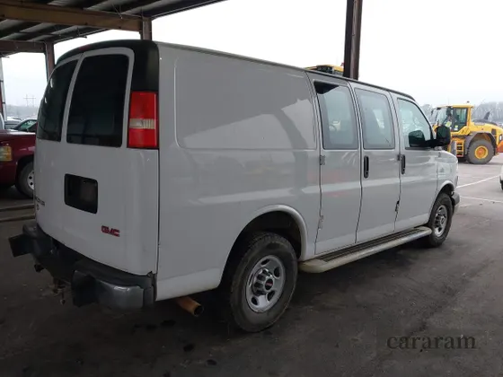 2014 GMC Savana Cargo