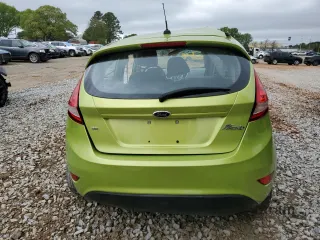 2013 Ford Fiesta SE