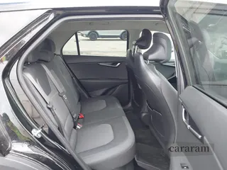 2025 Kia Niro LX