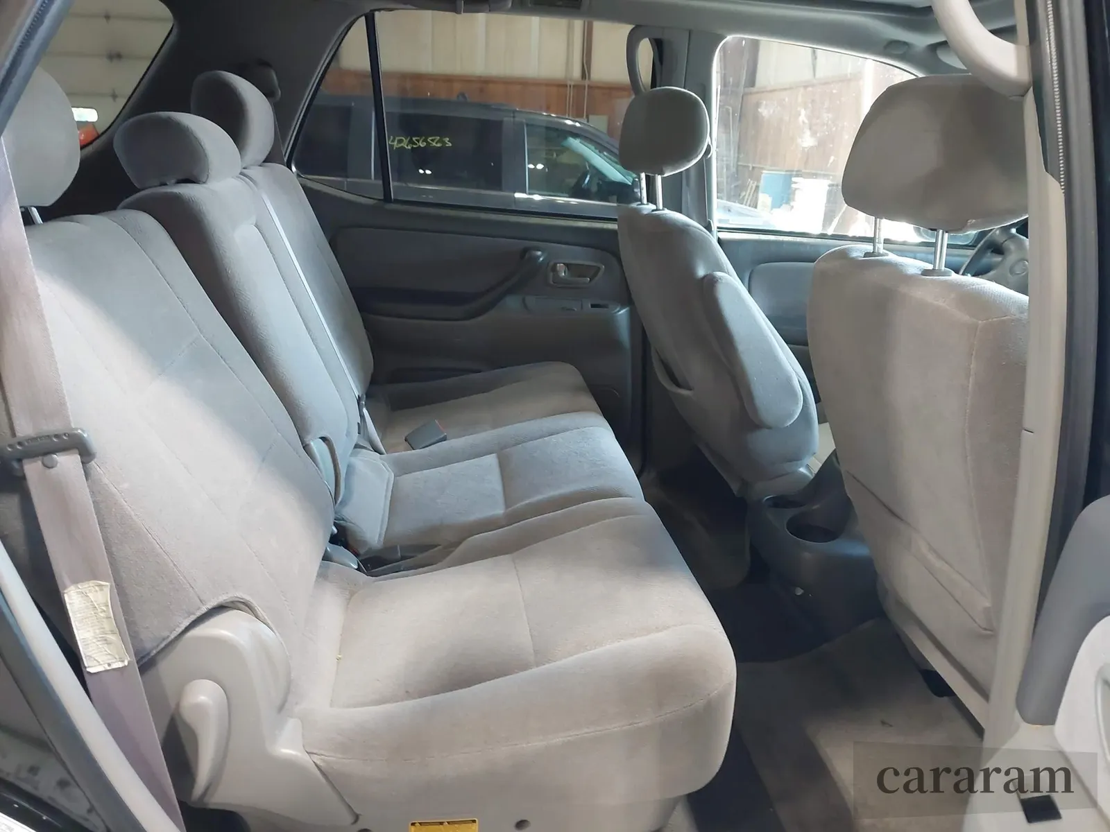 2002 Toyota Sequoia SR5
